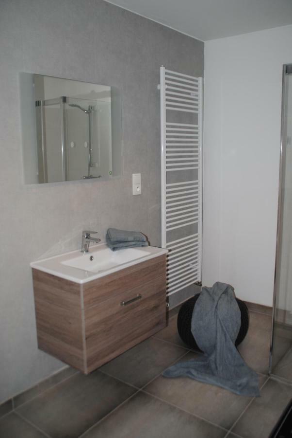 Ferienwohnung Apartman U Lesa Ratiskovice Exterior foto