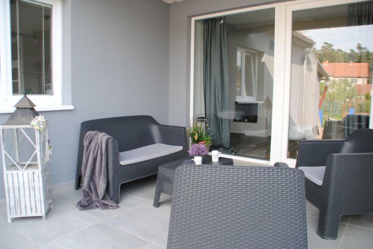Ferienwohnung Apartman U Lesa Ratiskovice Exterior foto